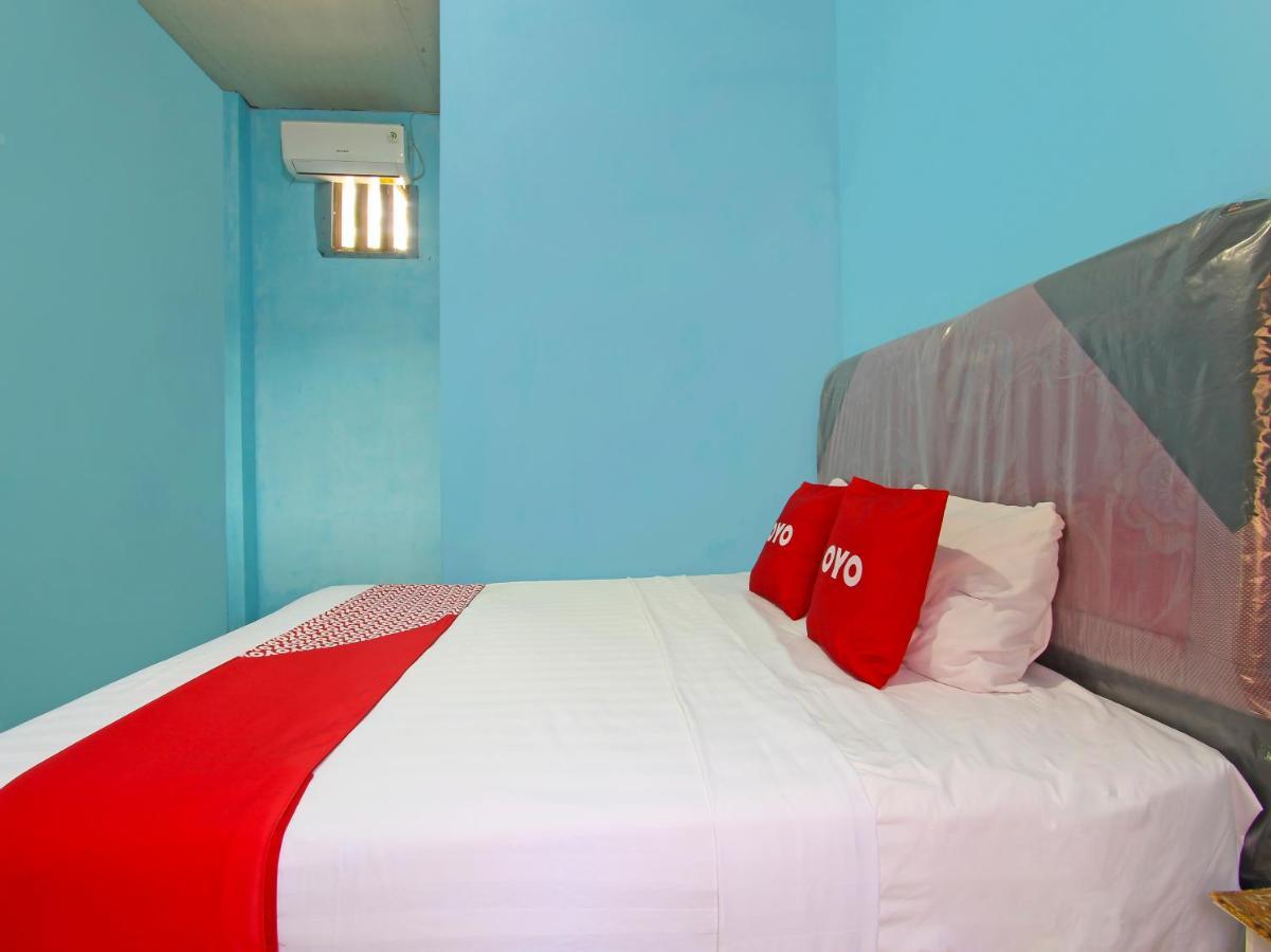Oyo 91476 Srikaya Hotel 3 Pekalongan Zewnętrze zdjęcie